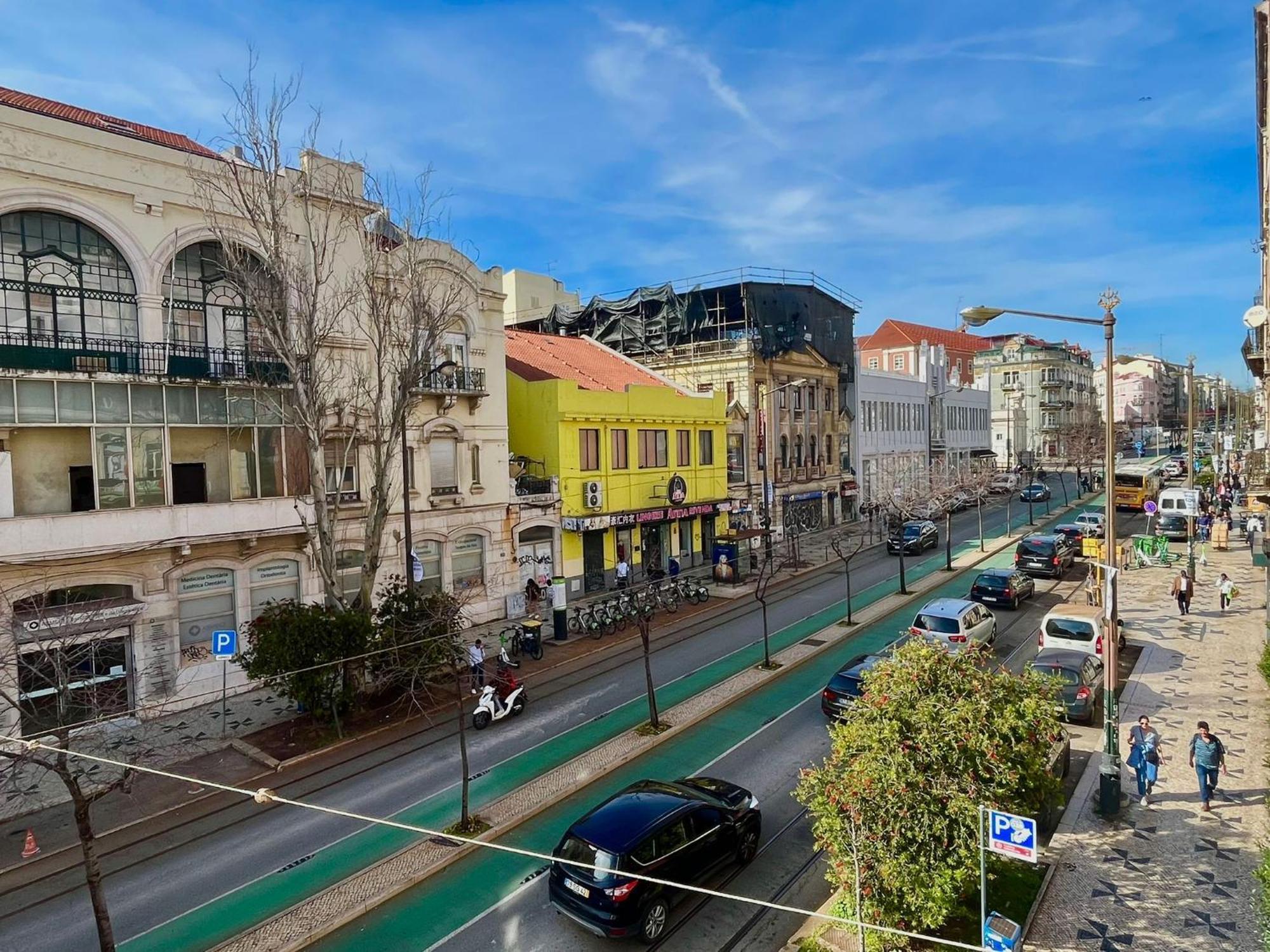 Apartment 2 Bedroom, 2 Bathroom - Palma Lissabon